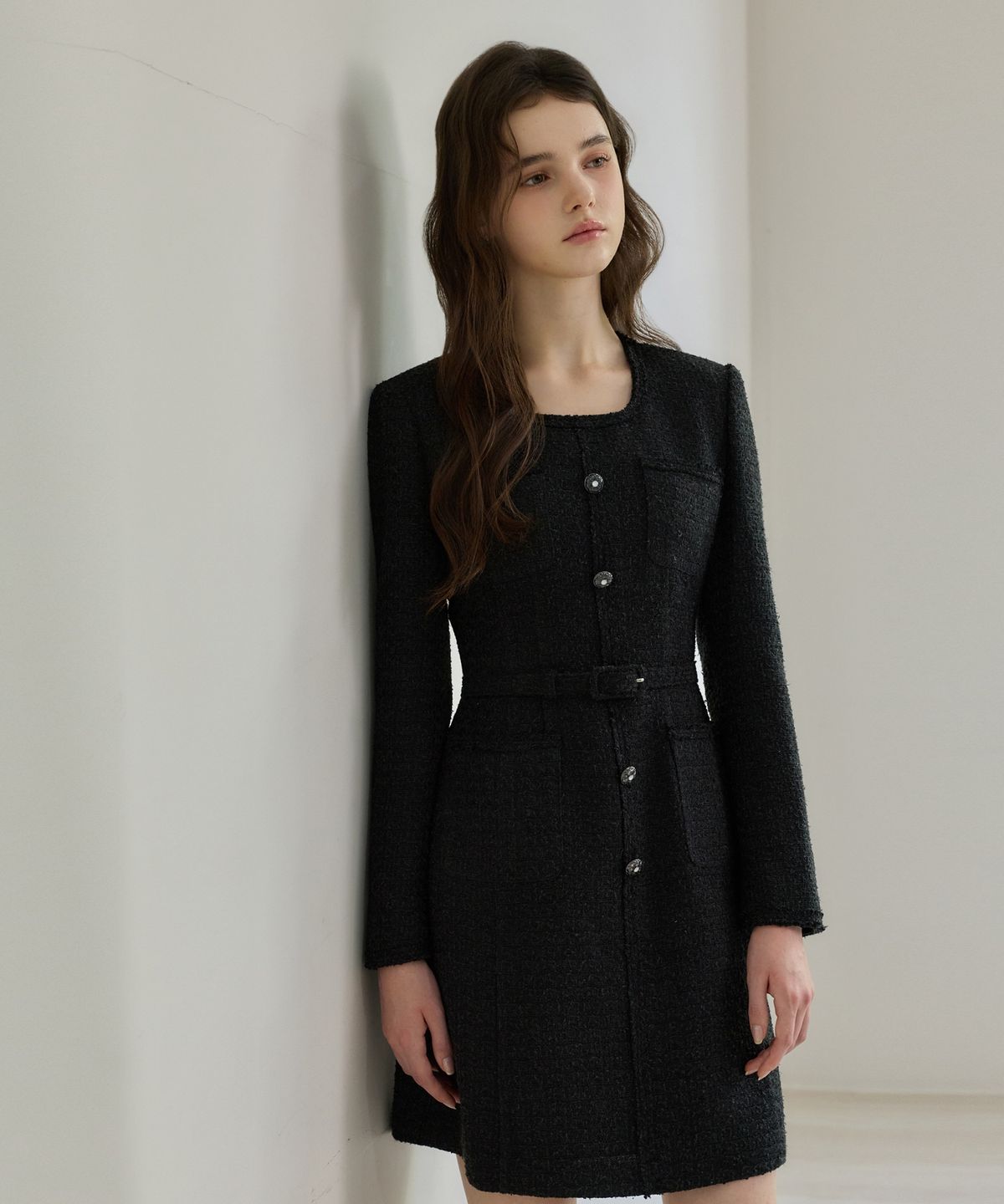 쥴리앤칼라(JULIY&CALLA) 26FW 칼라150 도멘 벨라 트위드 원피스 블랙