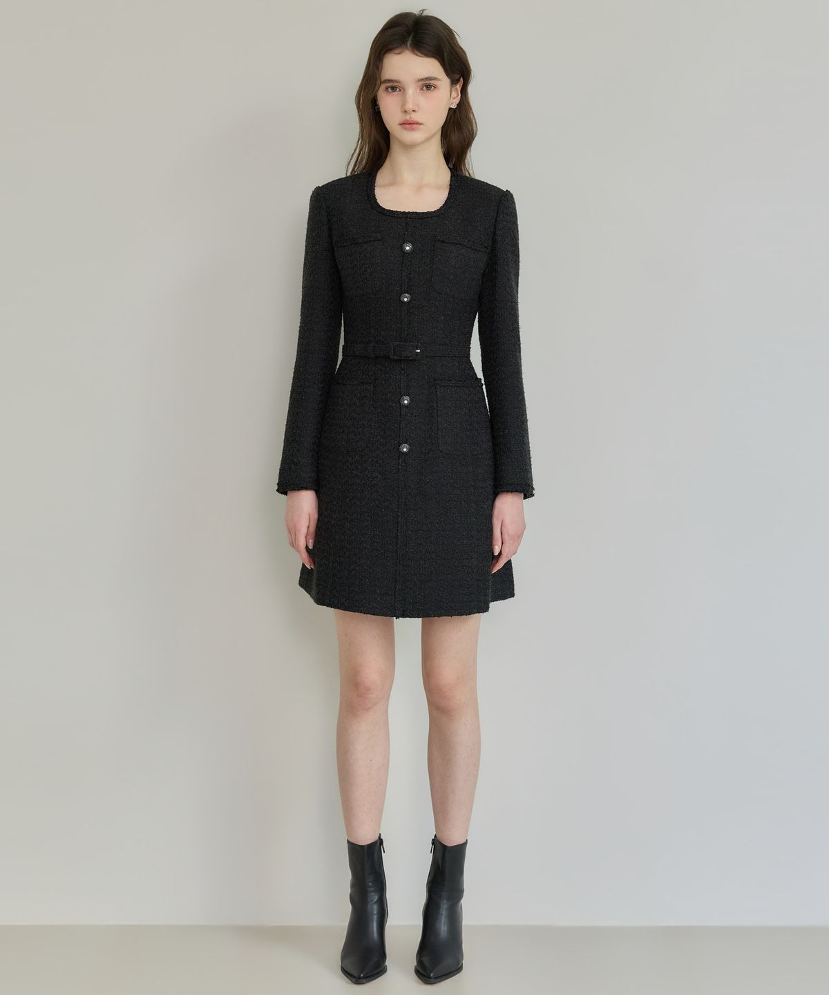 쥴리앤칼라(JULIY&CALLA) 26FW 칼라150 도멘 벨라 트위드 원피스 블랙