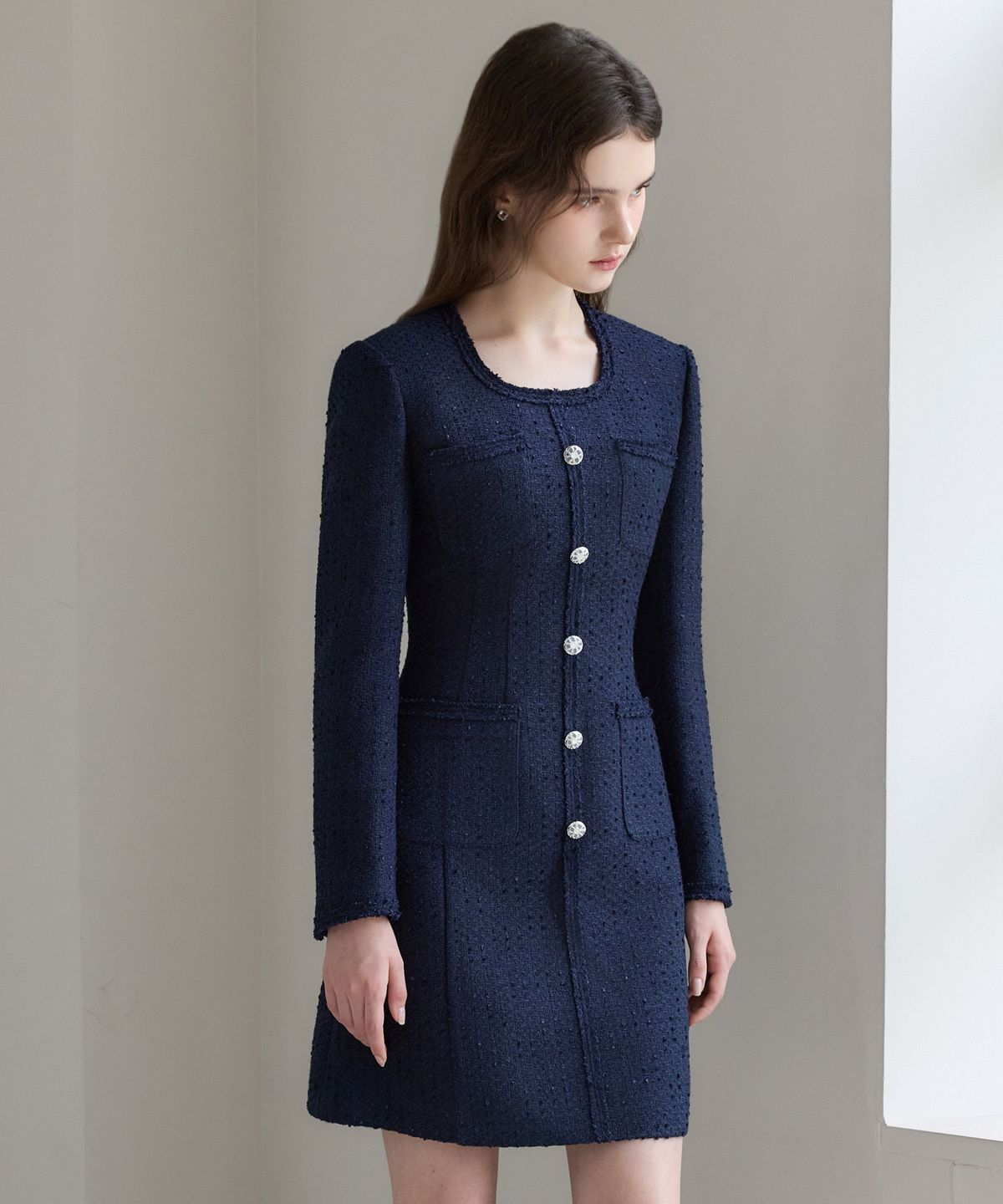 쥴리앤칼라(JULIY&CALLA) 26FW 칼라150 도멘 벨라 트위드 원피스 네이비