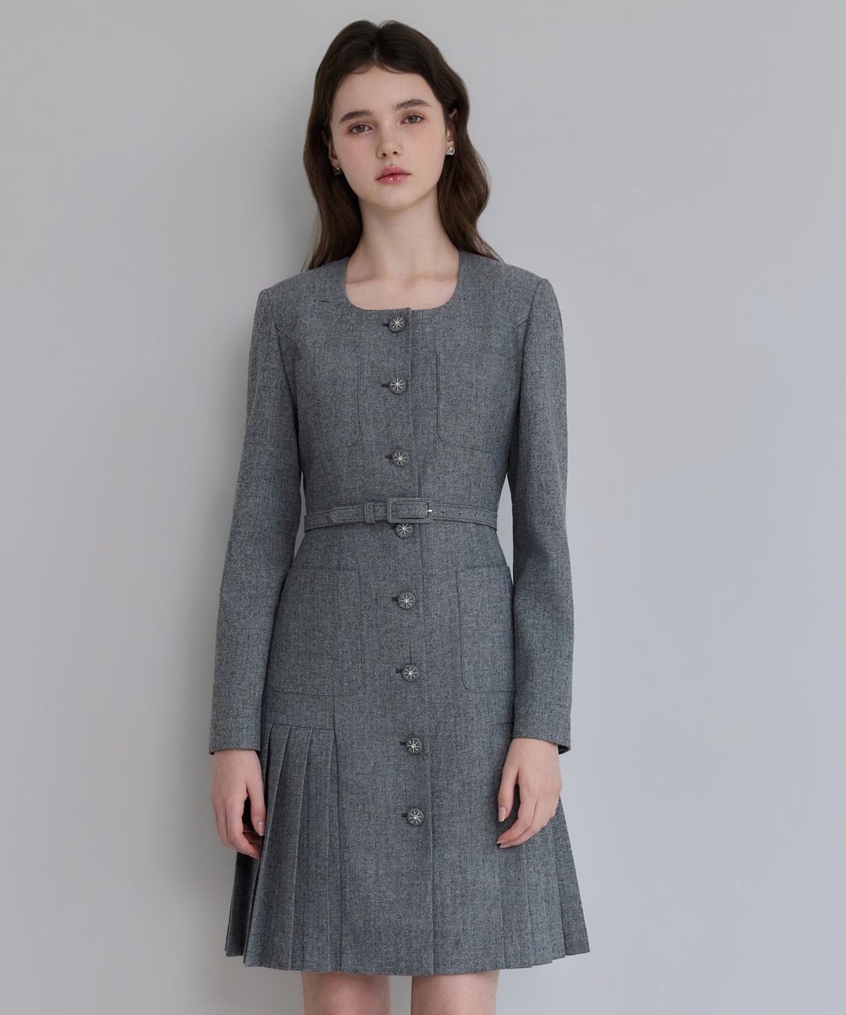 쥴리앤칼라(JULIY&CALLA) 26FW 칼라152 도멘 엘라 플리츠 트위드 원피스 헤링본블랙