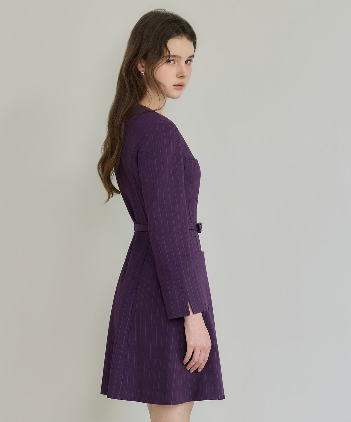 쥴리앤칼라(JULIY&CALLA) 26FW 칼라158 도멘 조엘라 스트라이프 원피스 퍼플