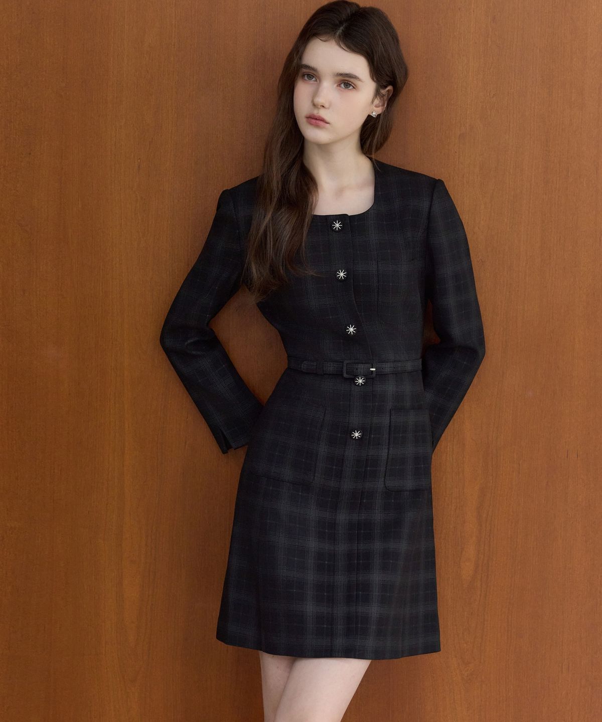 쥴리앤칼라(JULIY&CALLA) 26FW 칼라158 도멘 조엘라 체크 원피스 블랙