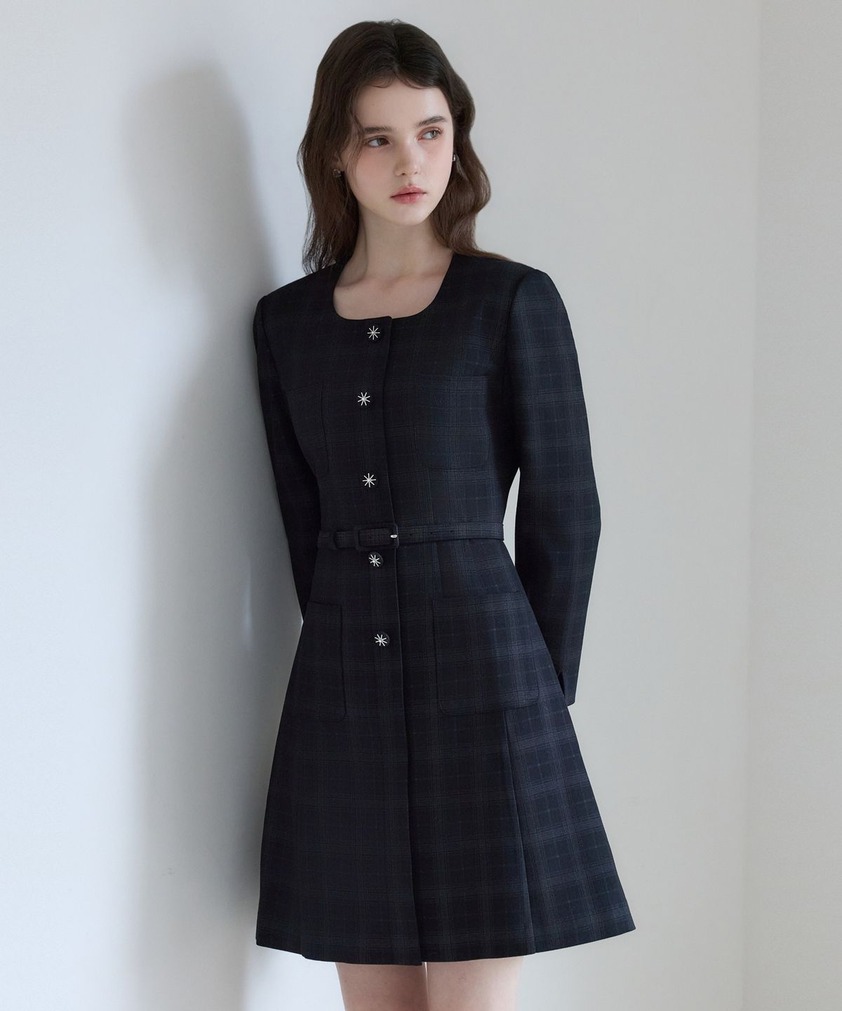 쥴리앤칼라(JULIY&CALLA) 26FW 칼라158 도멘 조엘라 체크 원피스 블랙