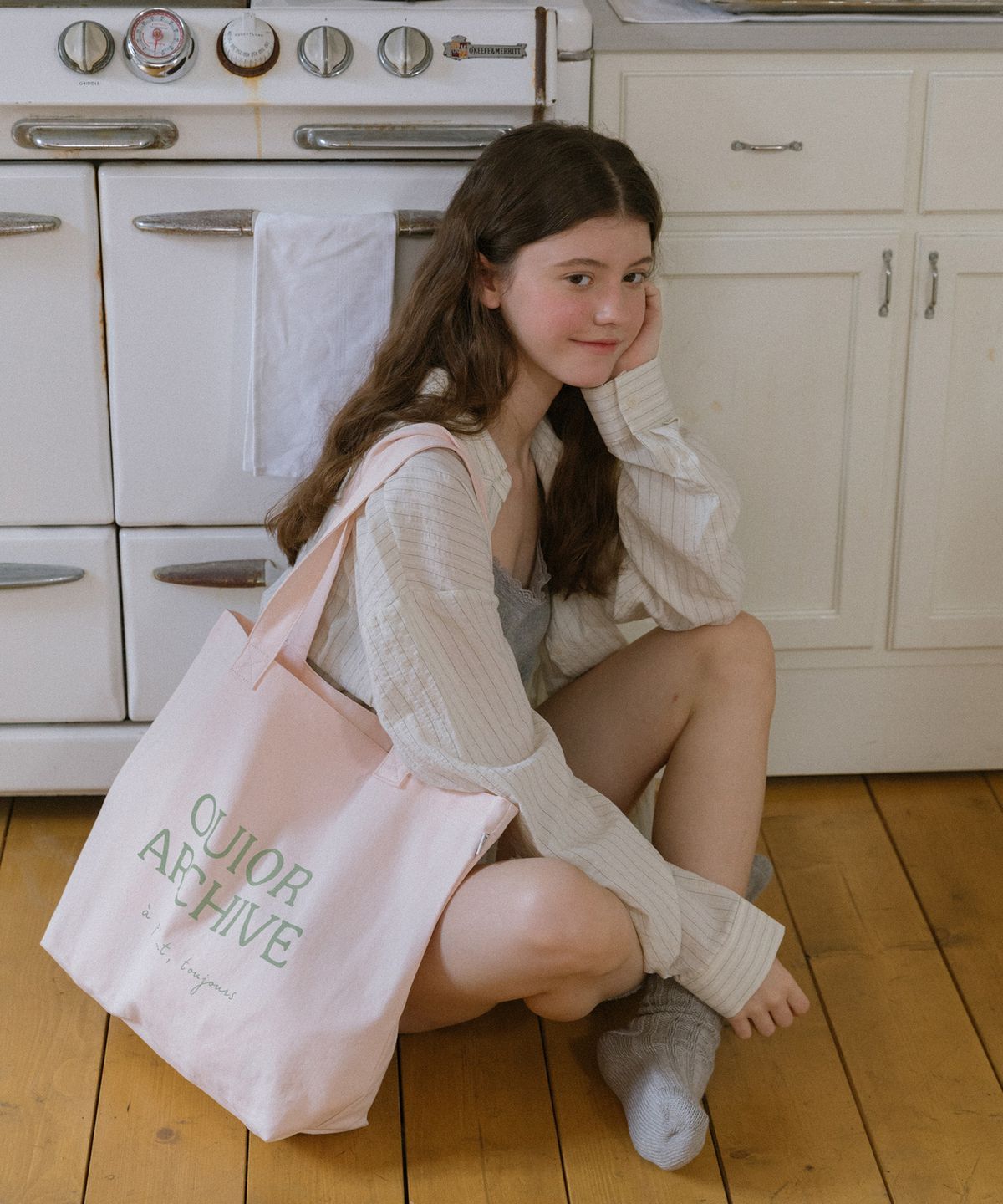 위올(OUIOR) ouior archive bag_pink