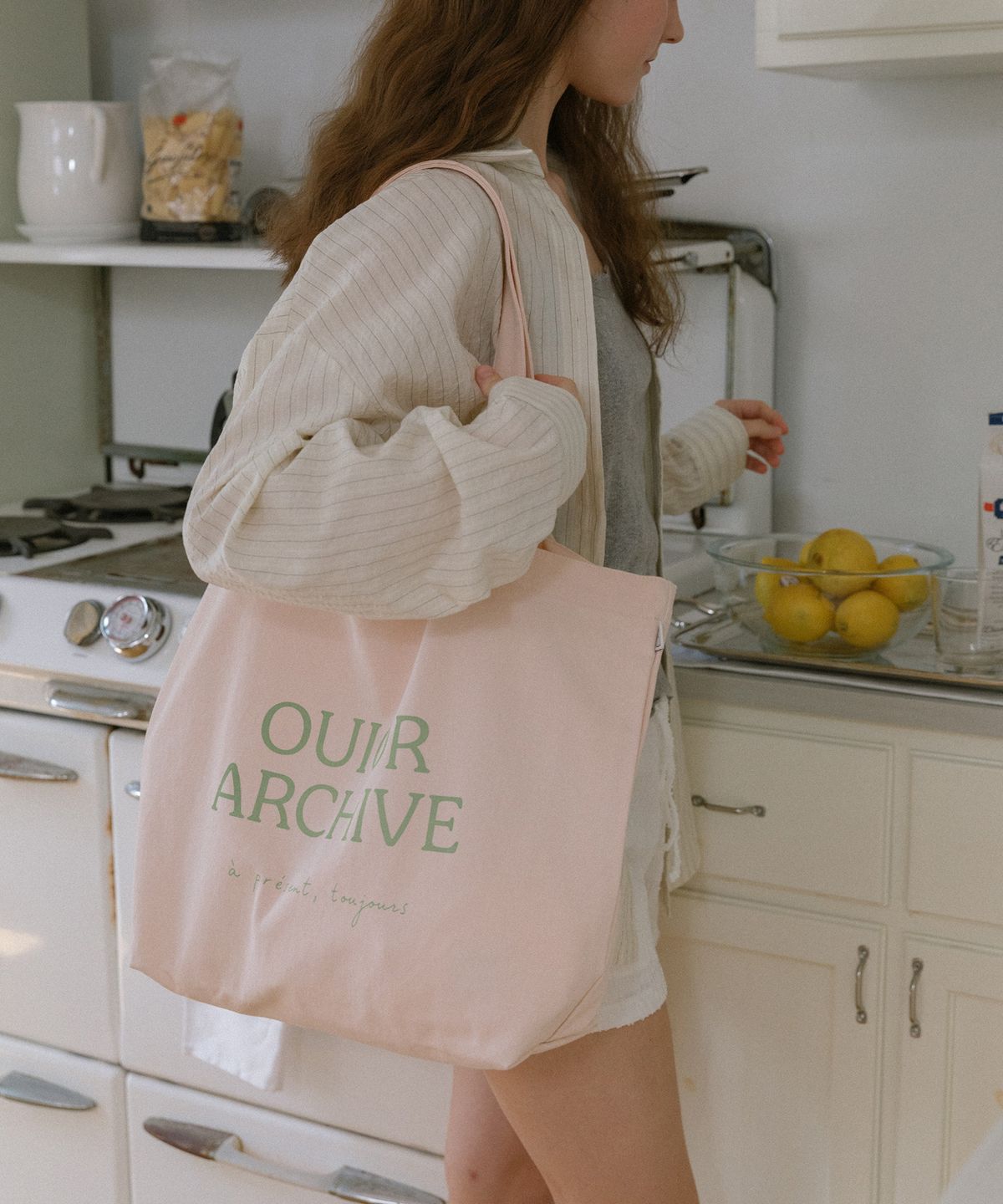 위올(OUIOR) ouior archive bag_pink
