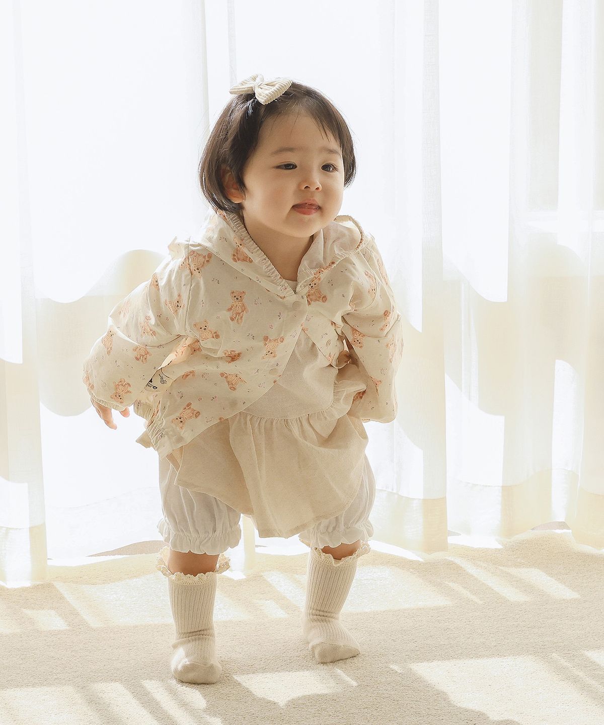 아림클로젯(ARIMCLOSET) 아기 곰이랑 아기 바람에게 손흔들어 인사해요 - 아기 바람막이