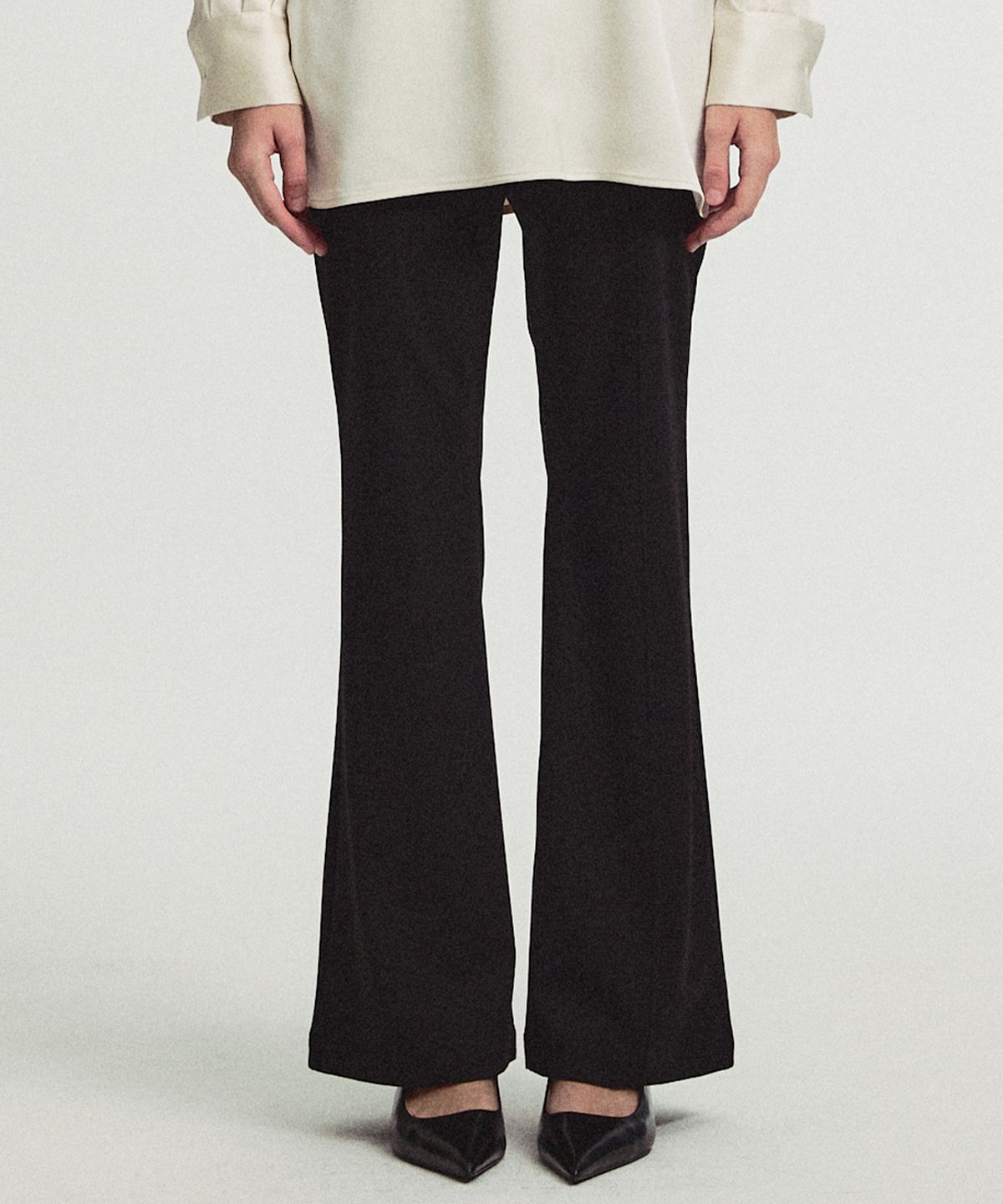 미드앤로우(MIDNLOW) Classic flare pants (Black)