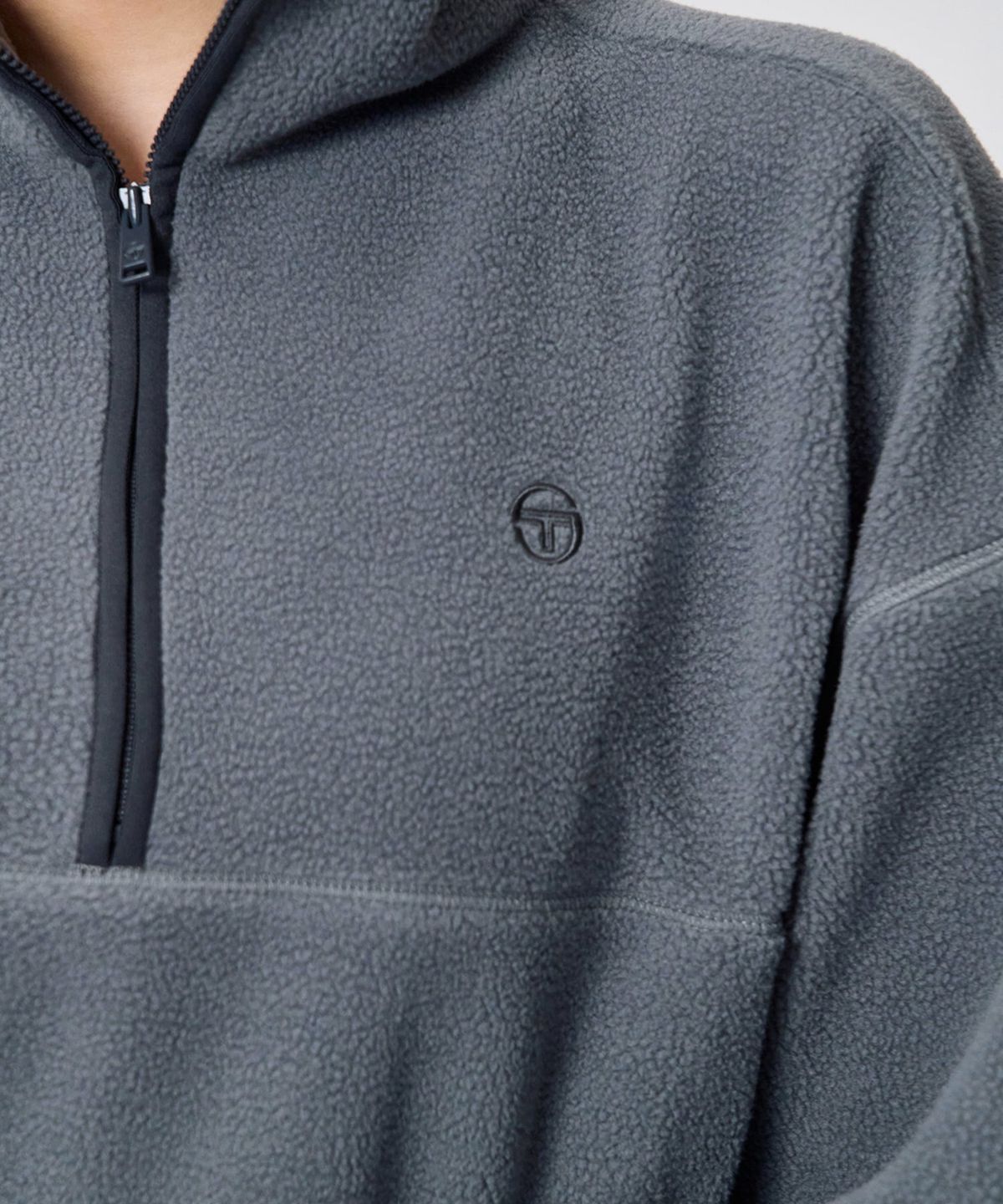 세르지오 타키니(SERGIO TACCHINI) U 쿠쉬웜 셰르파 플리스 하프집 (D.Grey)