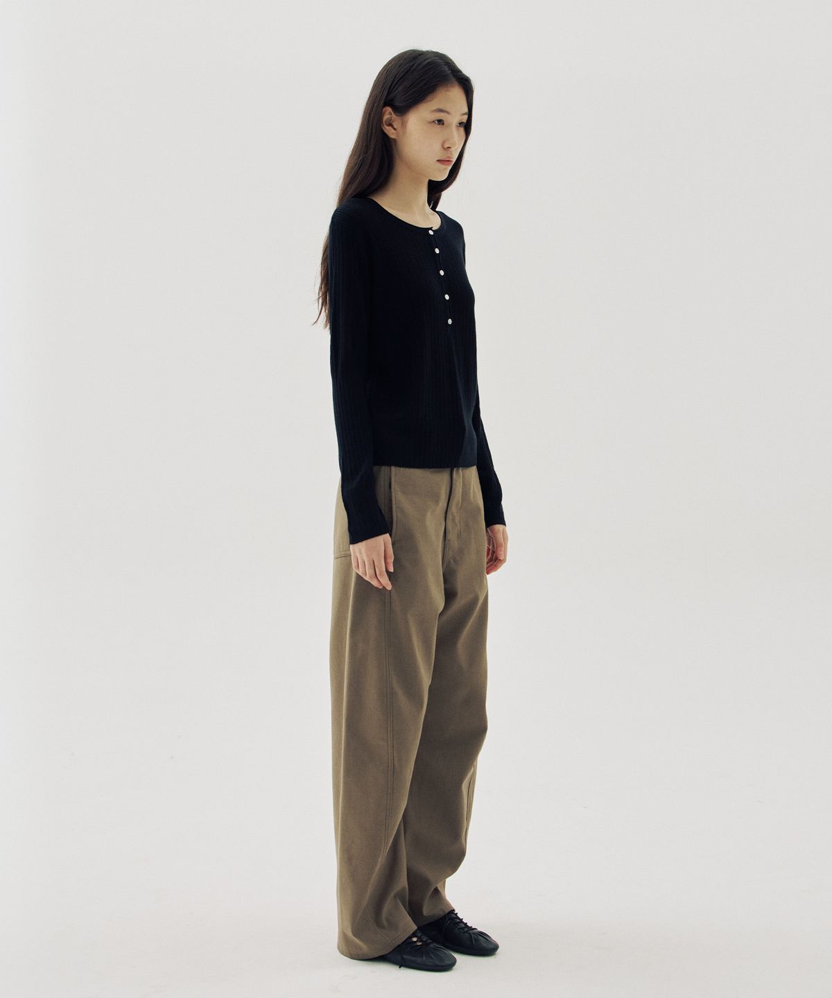 해브 앤 해브(HAVE8HAVE) Nina Button Round Knit_3 Color