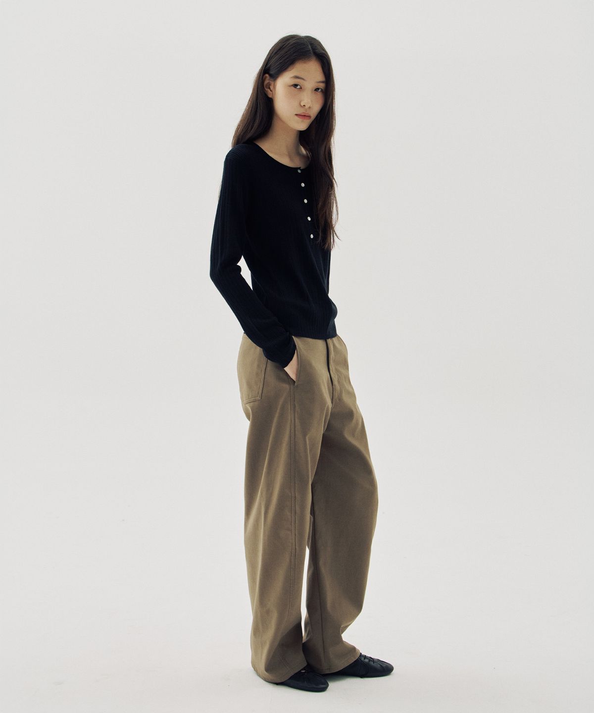 해브 앤 해브(HAVE8HAVE) Nina Button Round Knit_3 Color