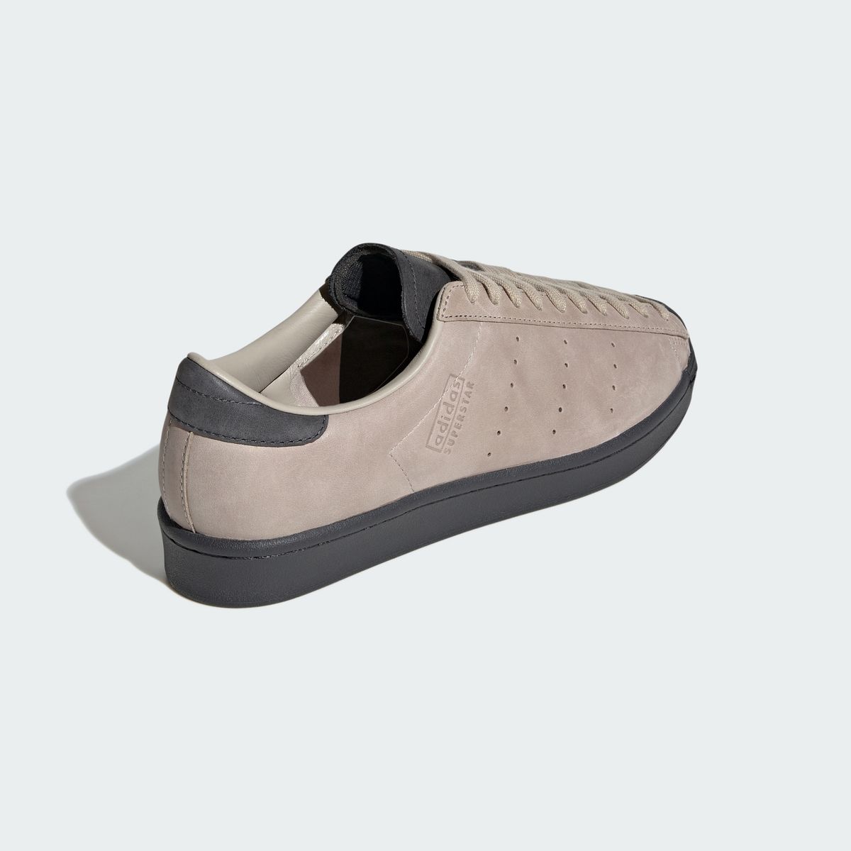 아디다스(ADIDAS) 슈퍼스타 빈티지 쇼트 쉘 KJ2070