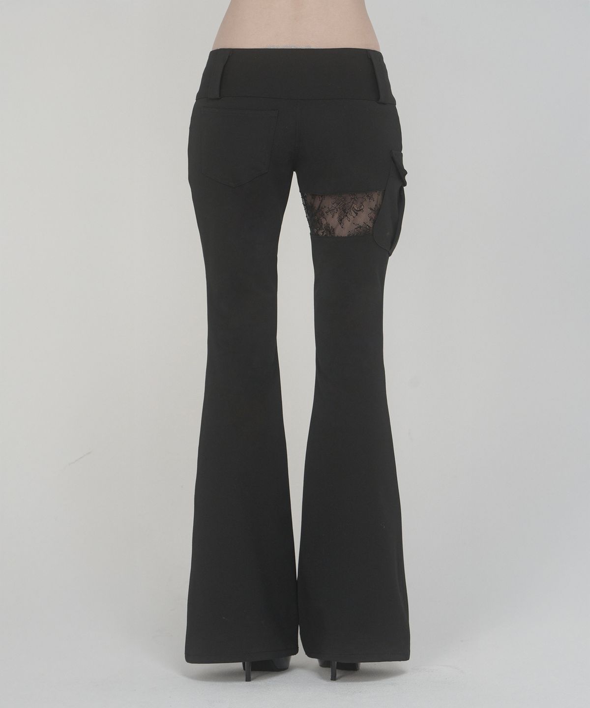 쇠아(SØAR) Lace Layered Low-Rise Bootcut Pants