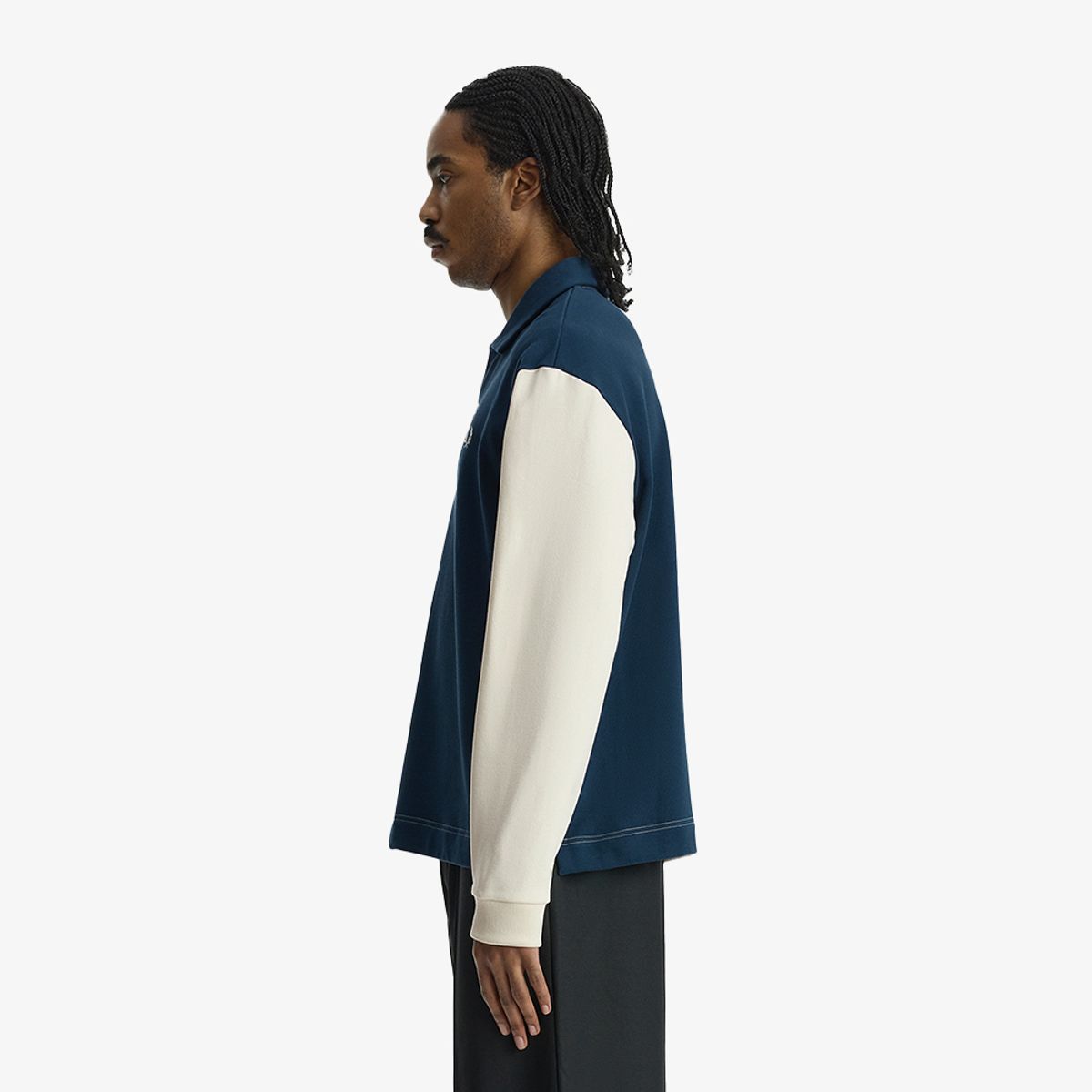 프레드페리(FRED PERRY) [Sport] 릴렉스드 스플릿 패널 칼라드 스웻셔츠 - 모드블루 AFPM2G33713-30C