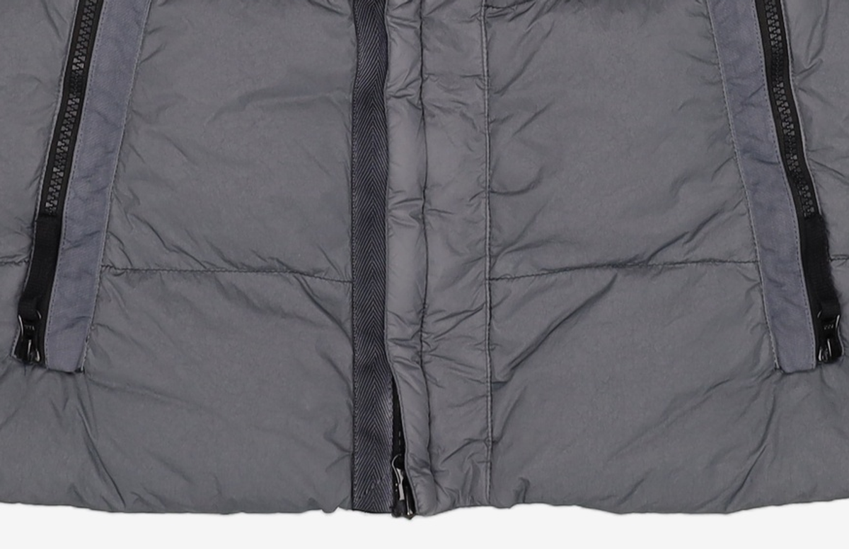 스톤아일랜드(STONE ISLAND) 패딩 베스트 95