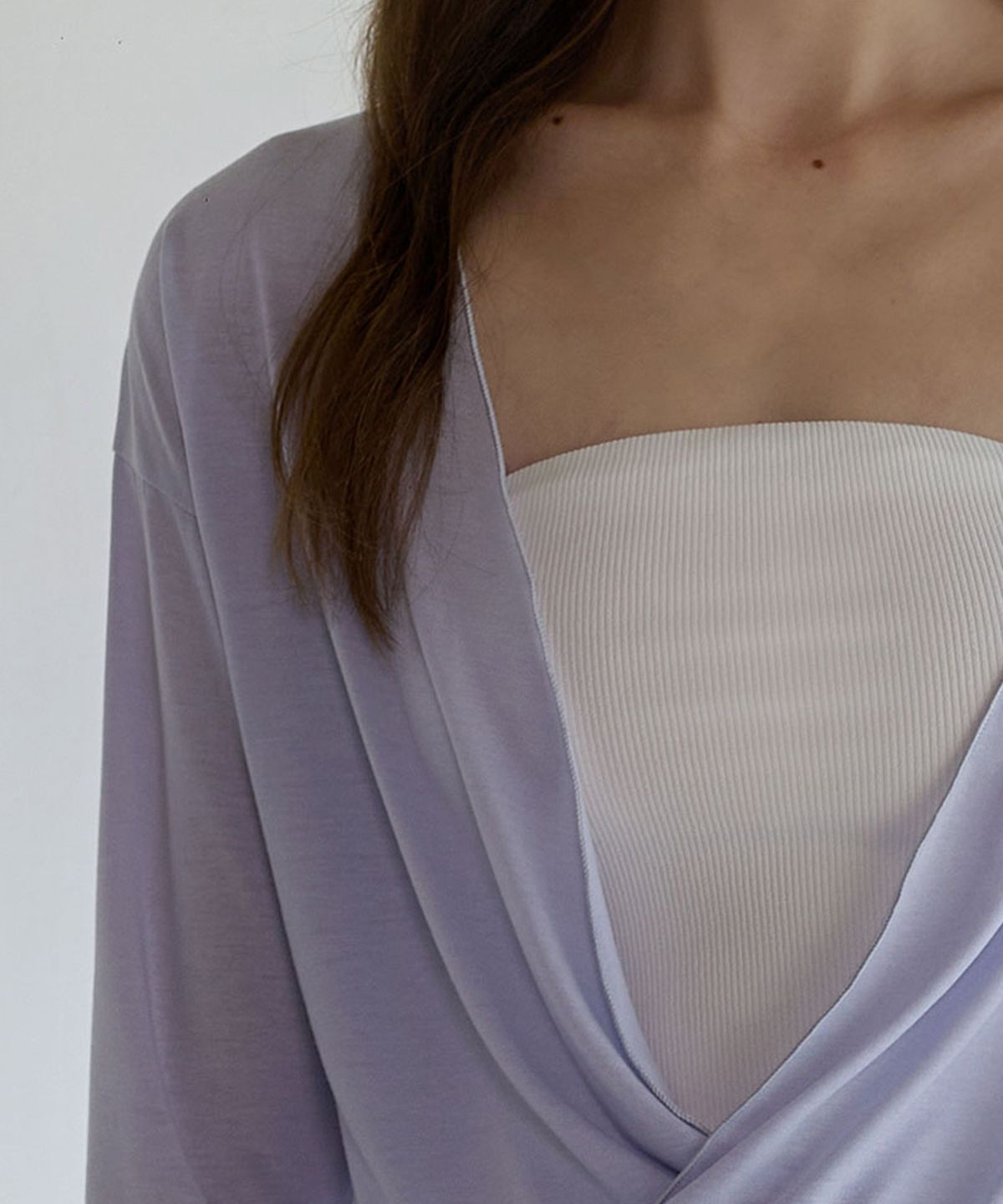 데비웨어(DEVIWEAR) 세이나 랩 롱슬리브 DEVI-T0168-젠블루