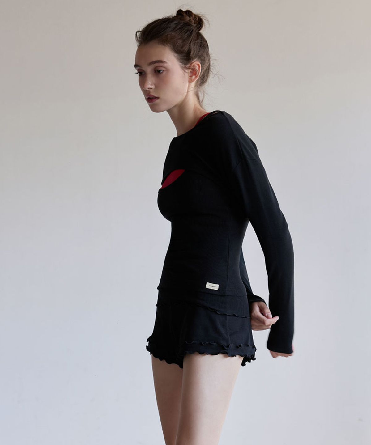 데비웨어(DEVIWEAR) 앨리 립 크롭 볼레로 DEVI-T0170-블랙