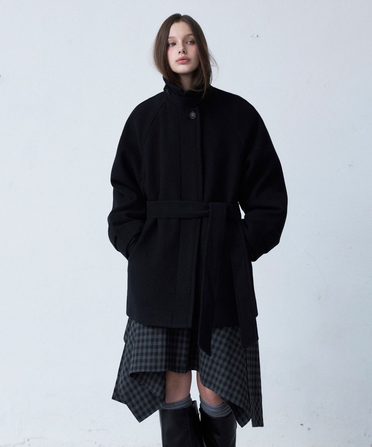 미쏘(MIXXO) 울블렌디드 벨티드 하프코트_MIWJHH121G