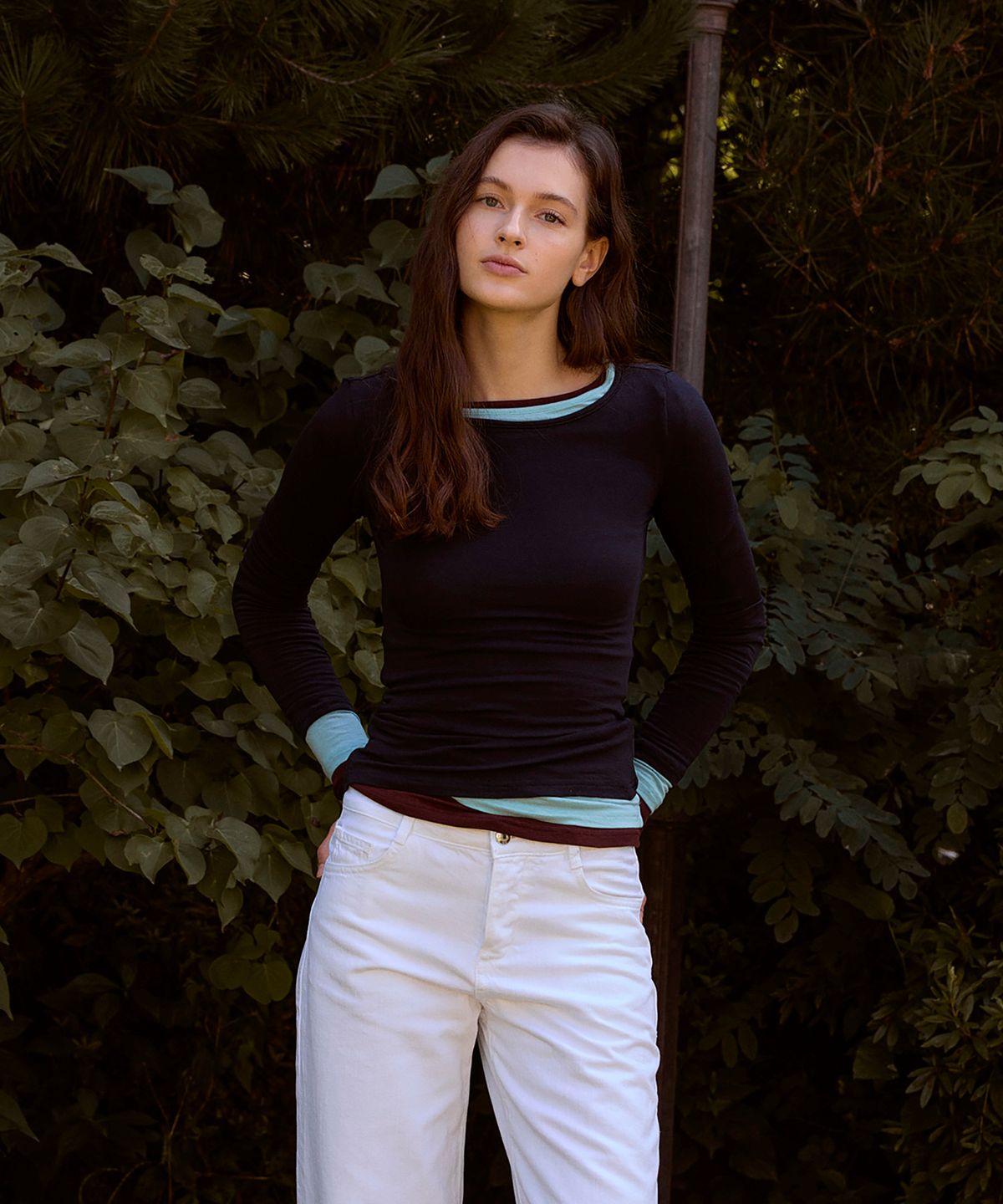 스튜디오앤파르크(STUDIO&PARC) Wide Neck Slim T-Shirt_Navy