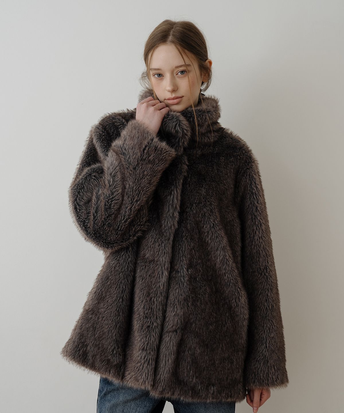 클루니(CLUNY) High Neck Fur Half Coat - Mocha