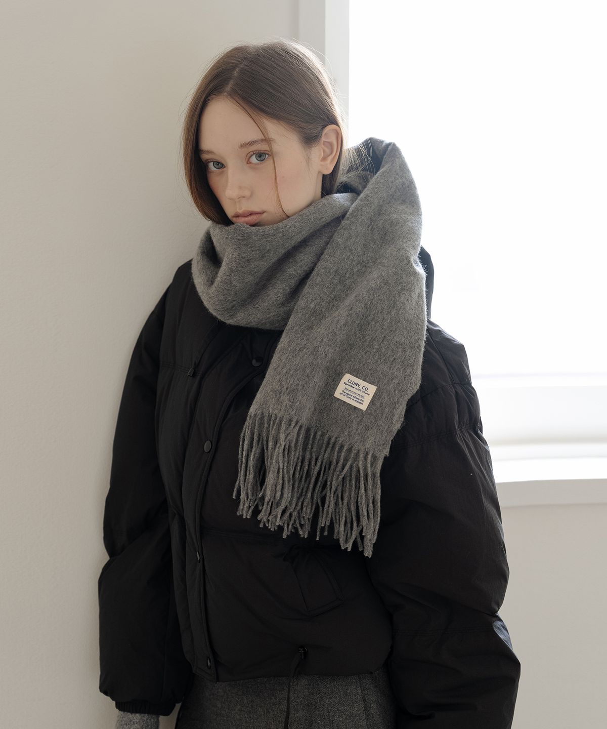 클루니(CLUNY) Cocoon Duck Down Hooded Padding - Black