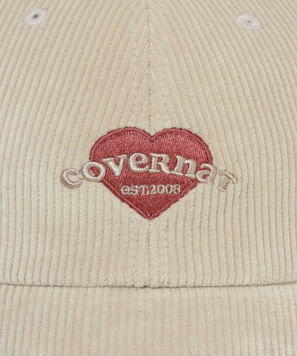 커버낫 우먼(COVERNAT WOMAN) 우먼 하트쿠퍼로고 스탠슬림 핏 코듀로이 볼캡 베이지