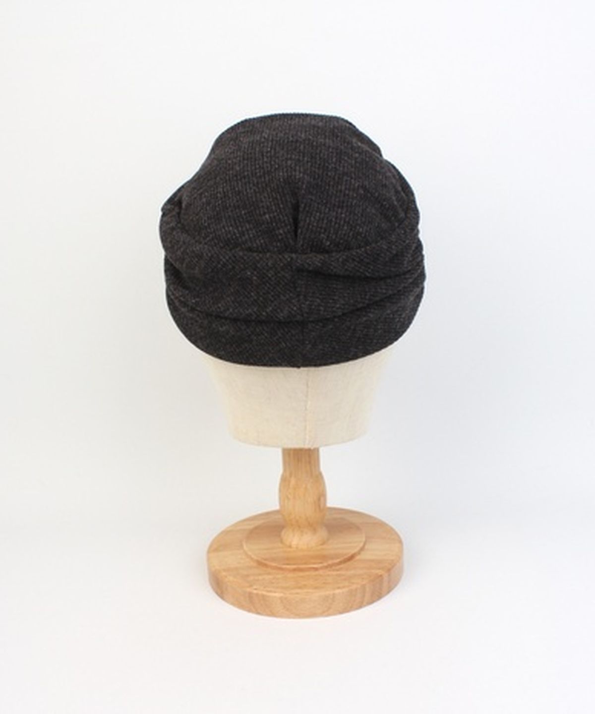유니버셜 케미스트리(UNIVERSAL CHEMISTRY) Wrinkle Charcoal Banding Marine Cap 주름모자