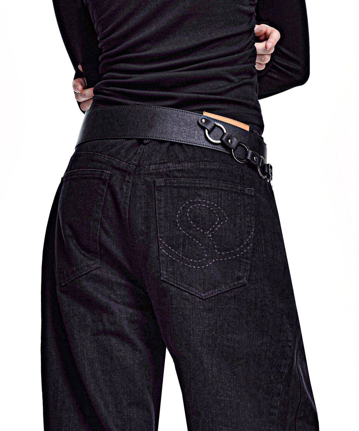 세컨모놀로그(SECONDMONO) [옷미새 미홀 콜라보]Curved Tapered Barrel-Fit Pants [COTTON BLACK]_SEPT092BLACK