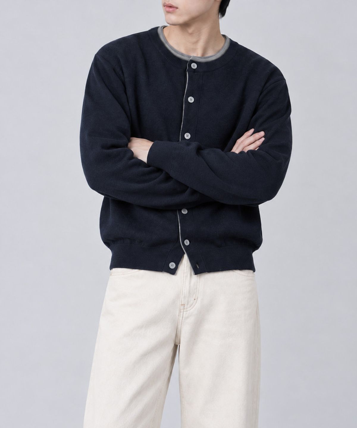 언더오프(UNDEROFF) 워셔블 배색 라운드 가디건 네이비