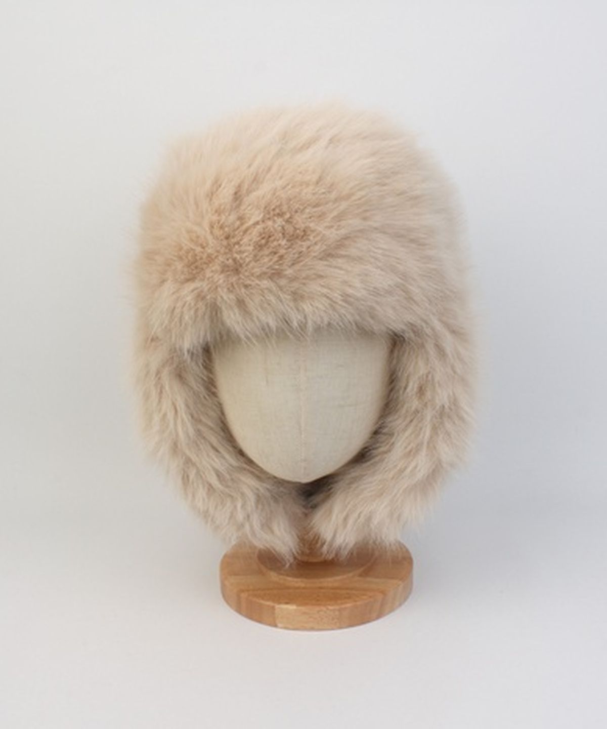 유니버셜 케미스트리(UNIVERSAL CHEMISTRY) Wild Fur Beige Aviator Hat 귀달이모자