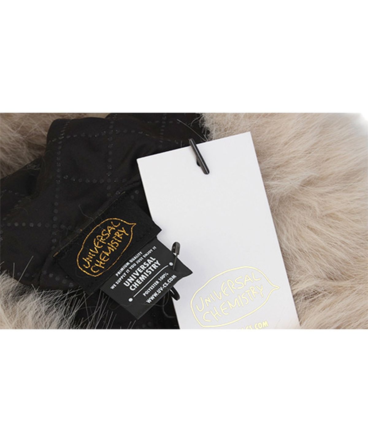 유니버셜 케미스트리(UNIVERSAL CHEMISTRY) Wild Fur Beige Aviator Hat 귀달이모자
