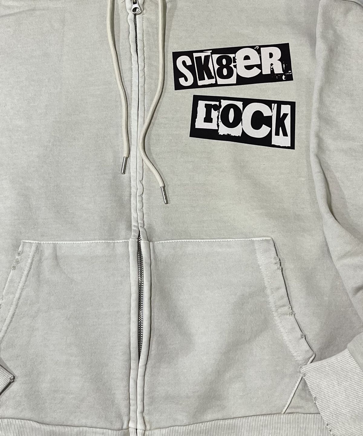 스케이터락(SK8ER ROCK) Sk8 Pigment Distressed Zip Hoodie (vintage ivory)