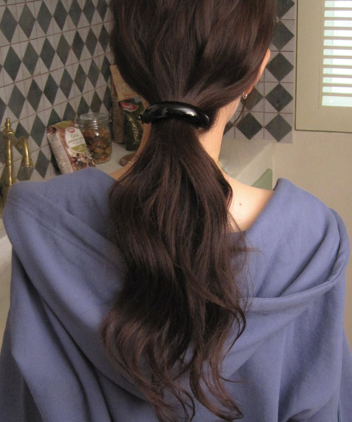 둥그런(DUNGEUREON) Mousse Banana Clip (Black)