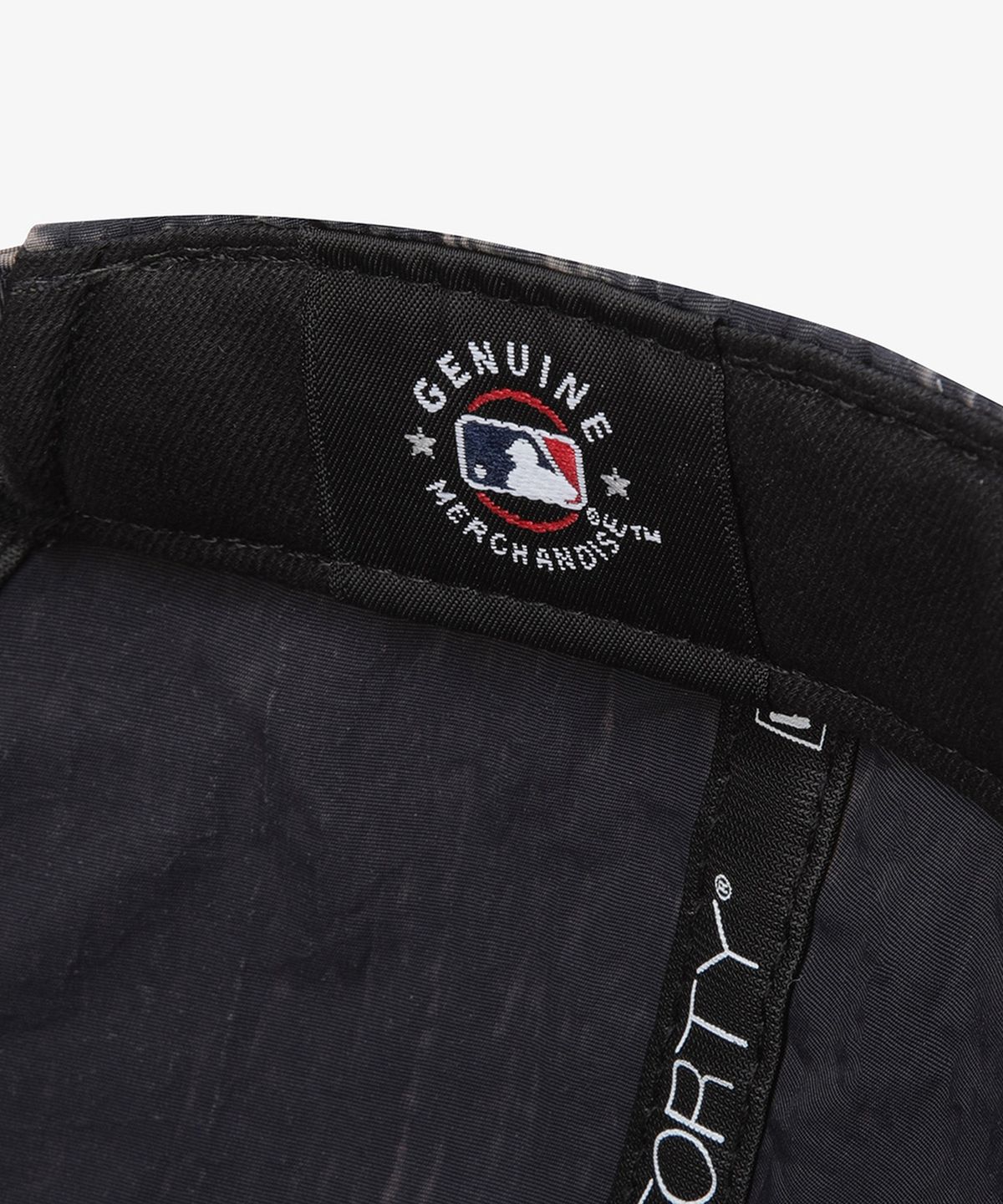 뉴에라(NEW ERA) MLB 뉴욕 양키스 빈티지 나일론 언스트럭쳐 볼캡 네이비 15444131