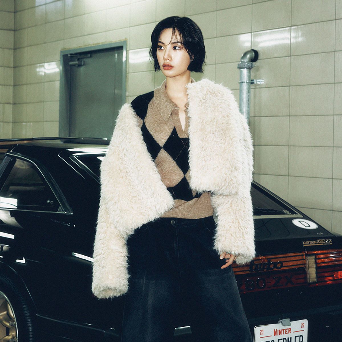 이비엠(EBM) 라운드넥 페이크 퍼 자켓 EMPCWOT030