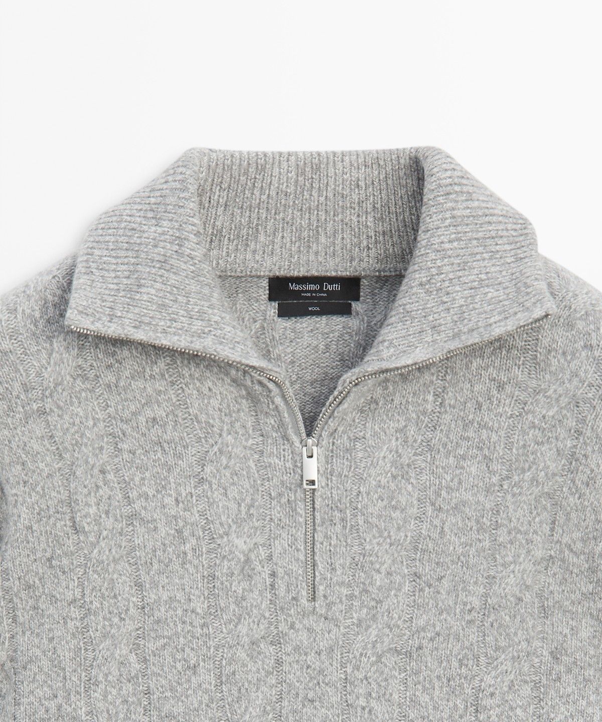마시모두띠(MASSIMO DUTTI) 100% 울 케이블 니트 스웨터