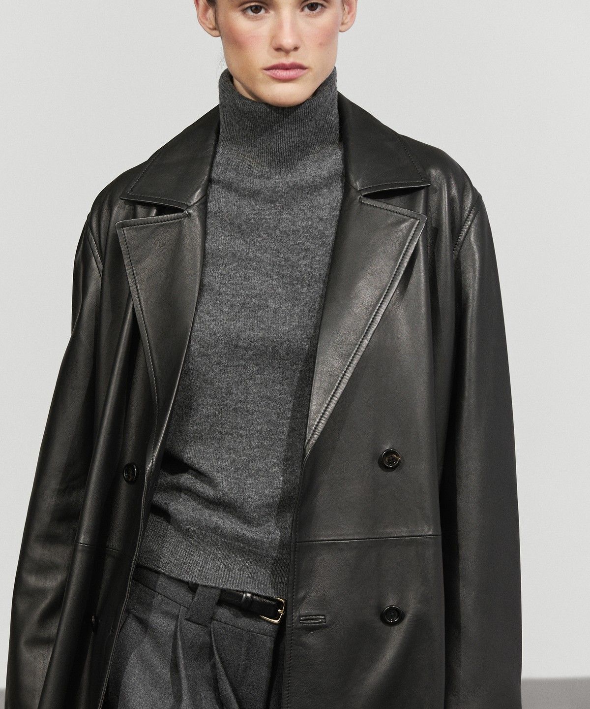 마시모두띠(MASSIMO DUTTI) 나파 가죽 롱 트렌치
