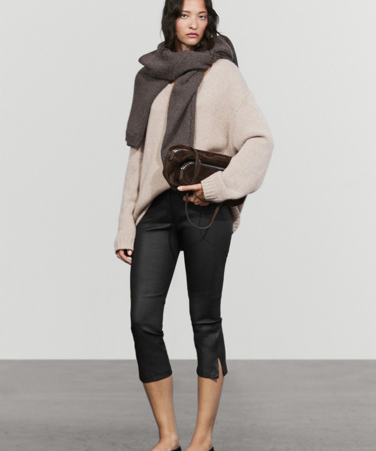 마시모두띠(MASSIMO DUTTI) 램스킨 카프리 팬츠