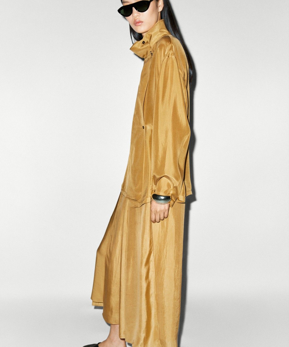 마시모두띠(MASSIMO DUTTI) 100% 실크 하이넥 크로스 셔츠