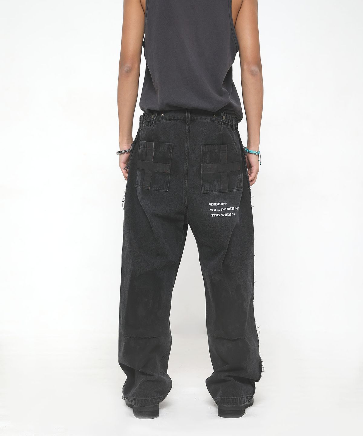 쿠테나이 케이브(KUTENAI CAVE) Black eroded denim