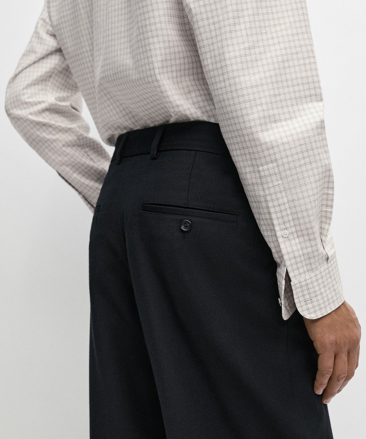 마시모두띠(MASSIMO DUTTI) 100% 울 스웨이드 릴랙스 핏 팬츠