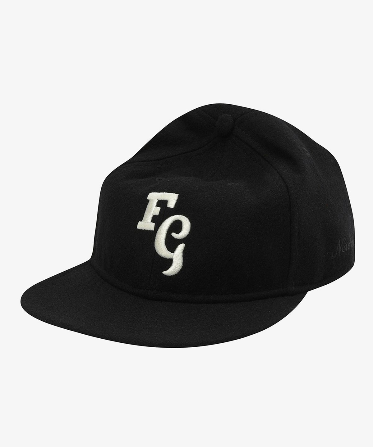 뉴에라(NEW ERA) 피어 오브 갓 X MLB 26 시카고 화이트삭스 레트로 크라운 피티드캡 블랙 60969155
