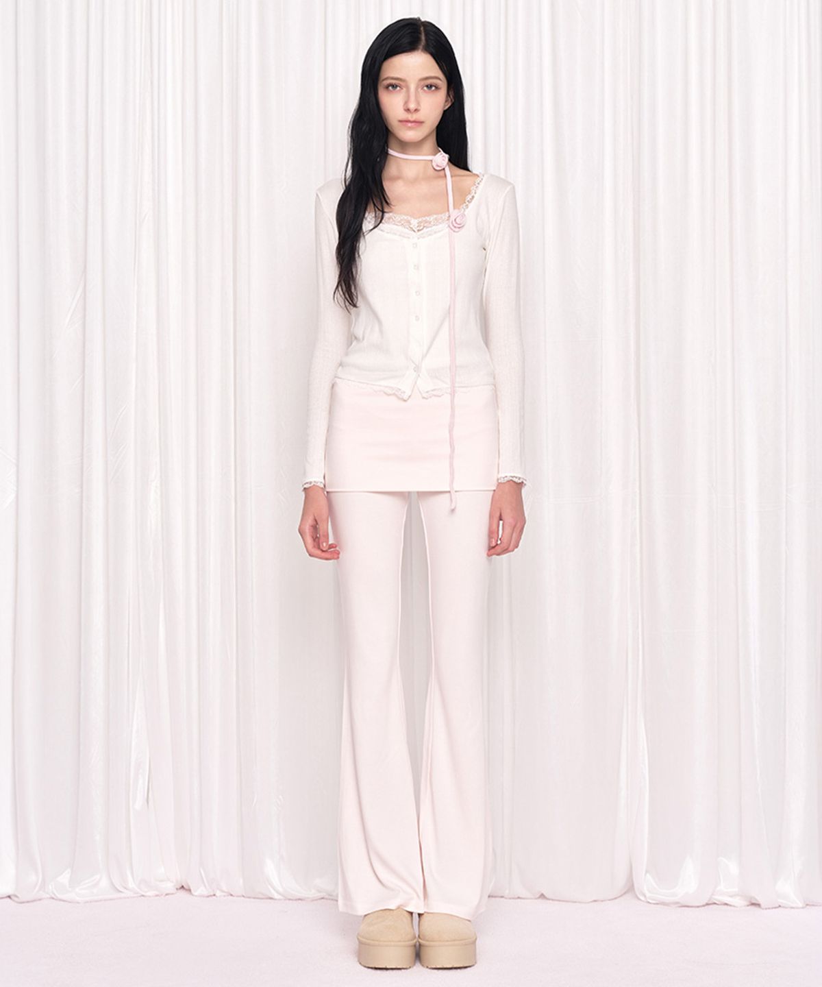 위스페어리(WHISFAIRY) Letter Fold Flare Pants - PINK