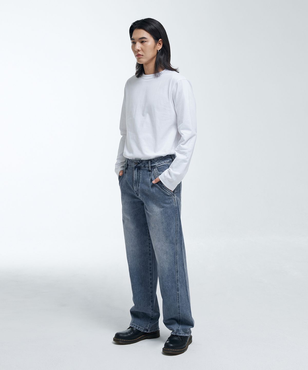 률앤와이(RYUL+WAI) 데님 와이드 커브드 팬츠 미디움블루 K6