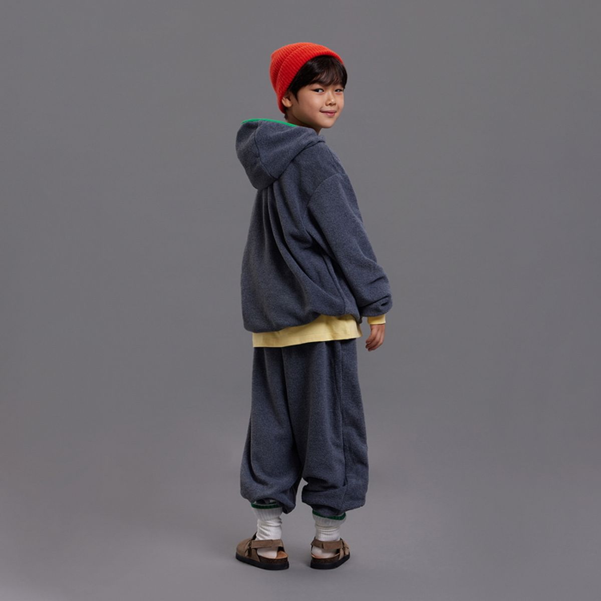 베네통키즈(BENETTONKIDS) [파밀리아] 스트릿 플리스 조거 팬츠_QATPG1661CG