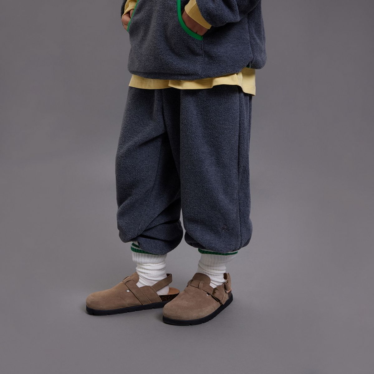 베네통키즈(BENETTONKIDS) [파밀리아] 스트릿 플리스 조거 팬츠_QATPG1661CG