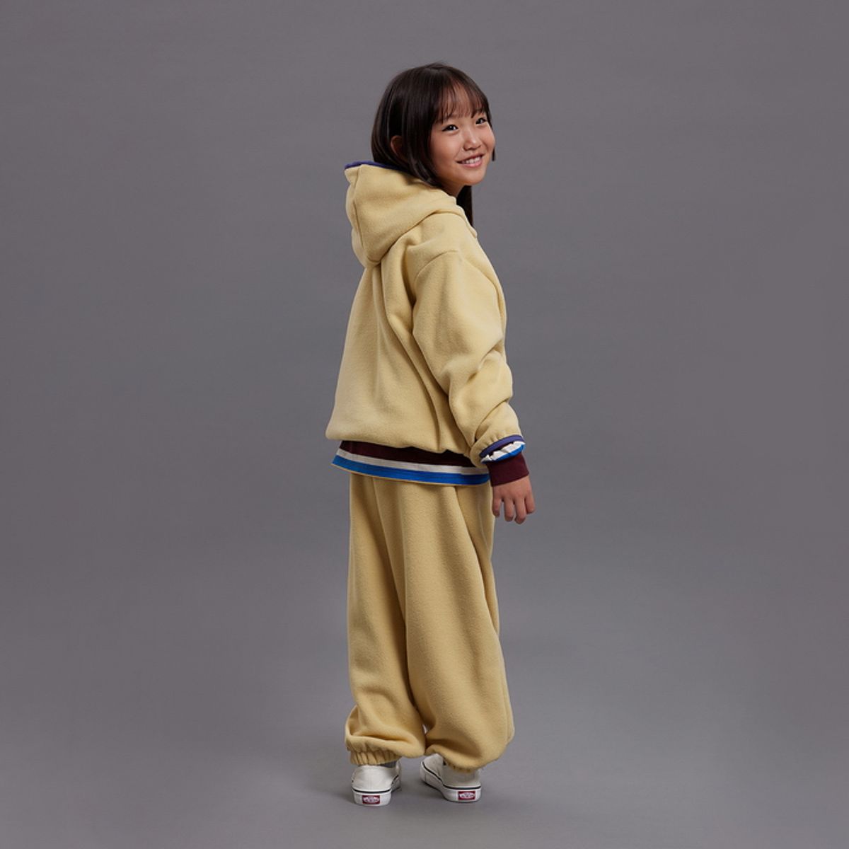 베네통키즈(BENETTONKIDS) [파밀리아] 스트릿 플리스 조거 팬츠_QATPG1661YE