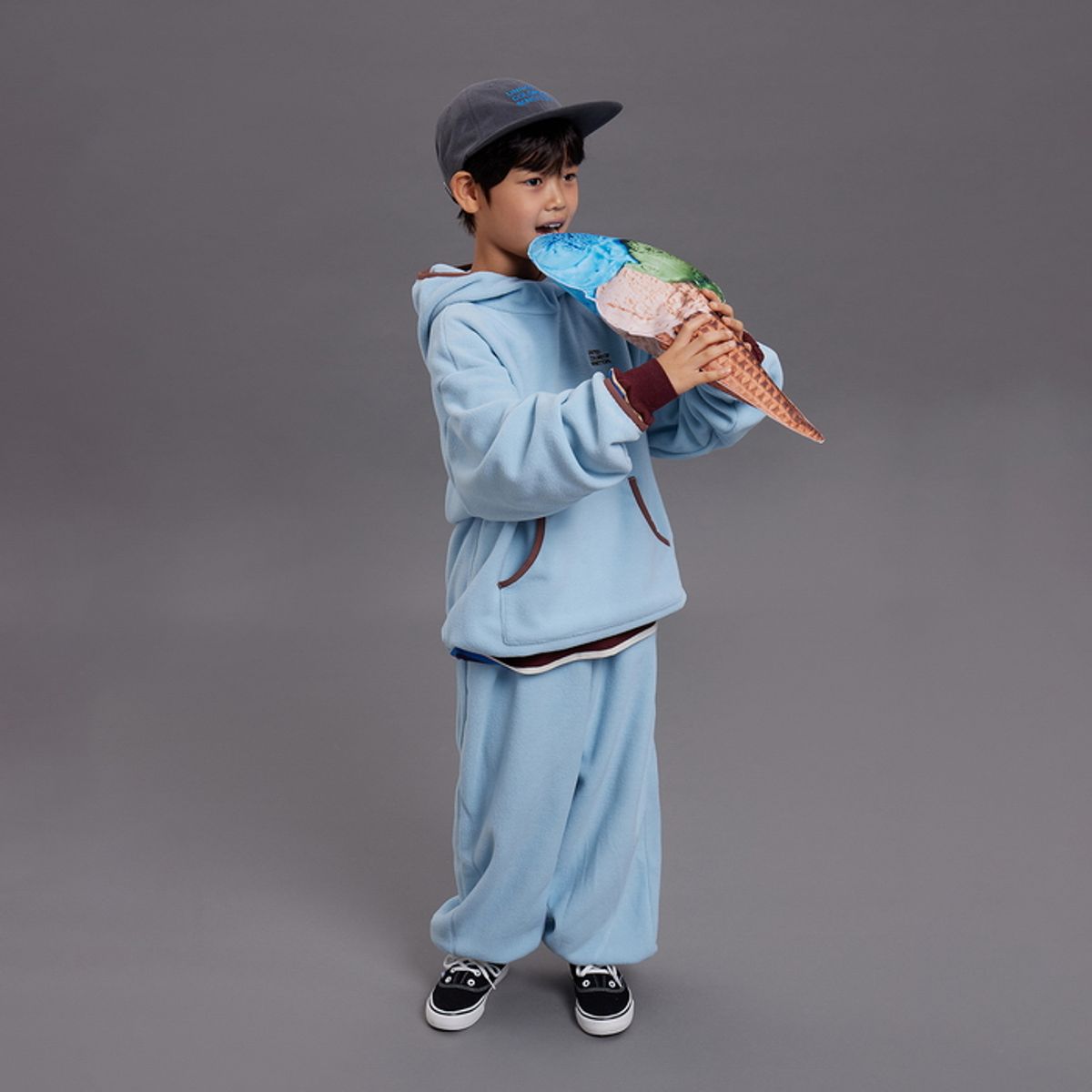 베네통키즈(BENETTONKIDS) [파밀리아] 스트릿 플리스 후디_QAMTG1661LB