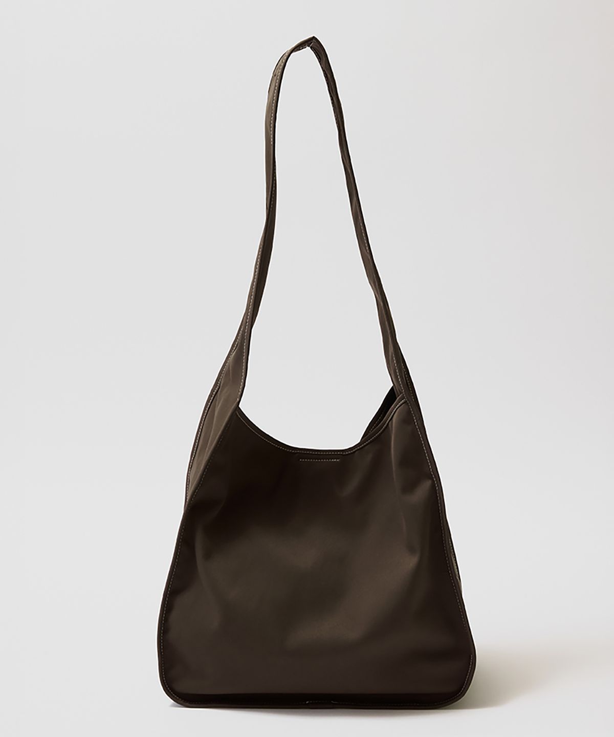 베이(VEY) Tender Round Shoulder (KhakiBrown)