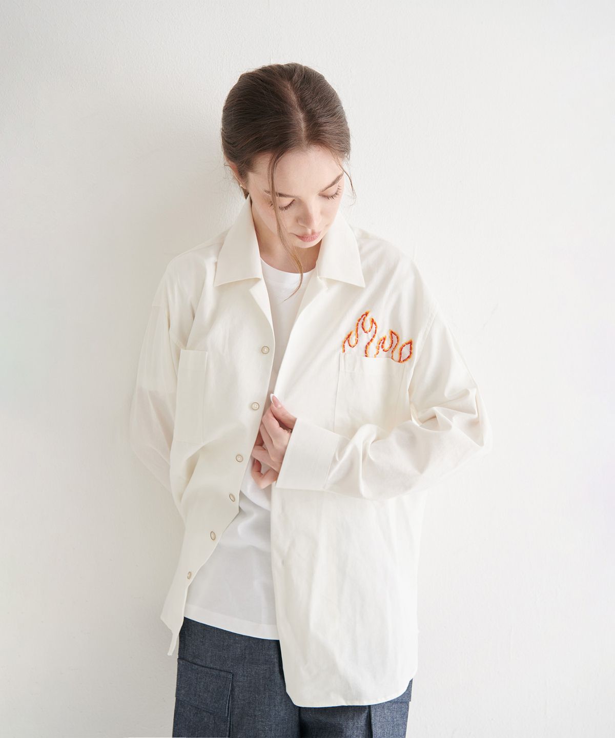플랑 드 마룬(PLAN DE MAROON) HAND-STITCHED FLAME CAMP COLLAR SHIRT