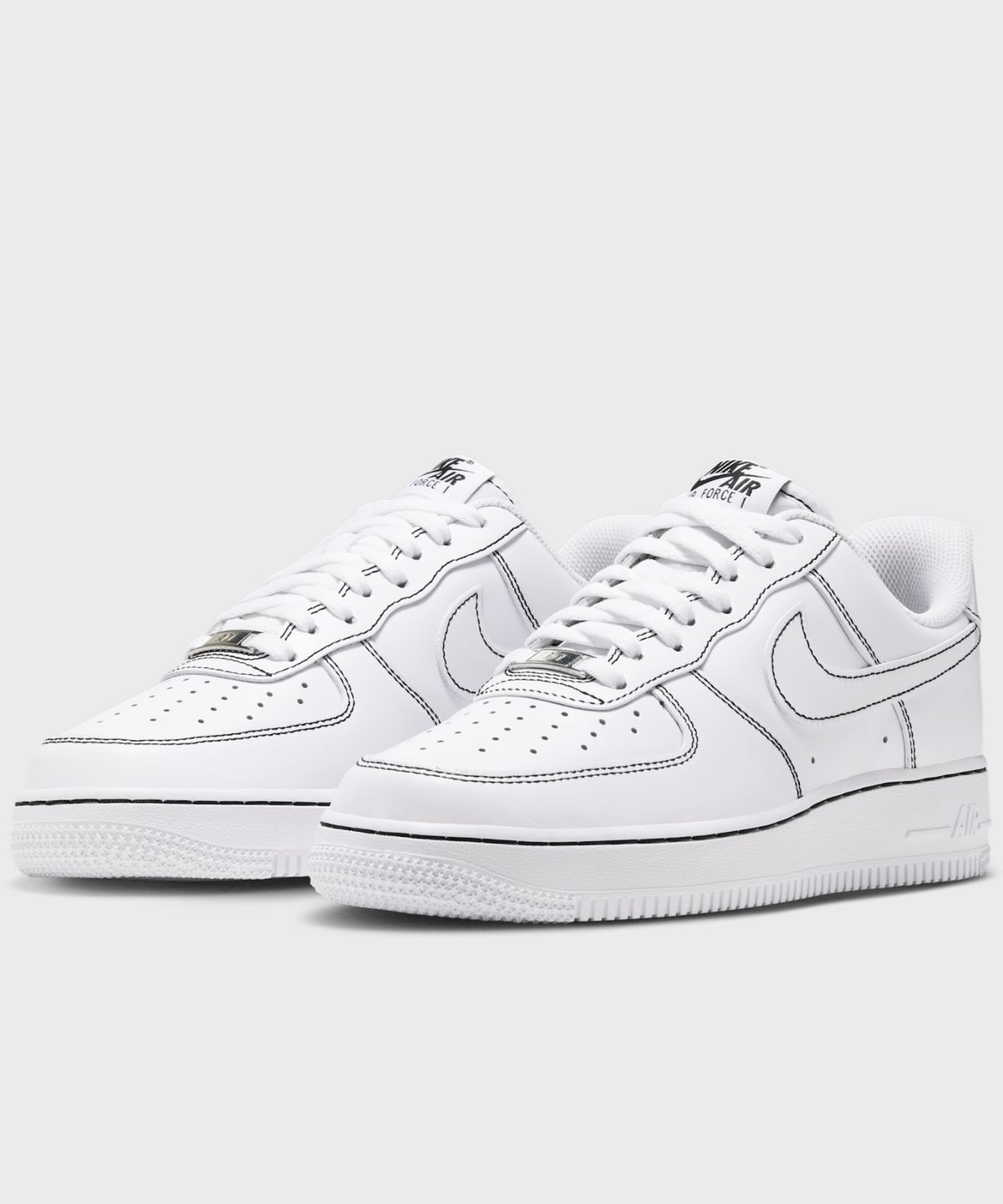 나이키(NIKE) 에어 포스 1 07 에센셜+ W - 화이트:블랙:메탈릭 실버:화이트 / IR2419-100